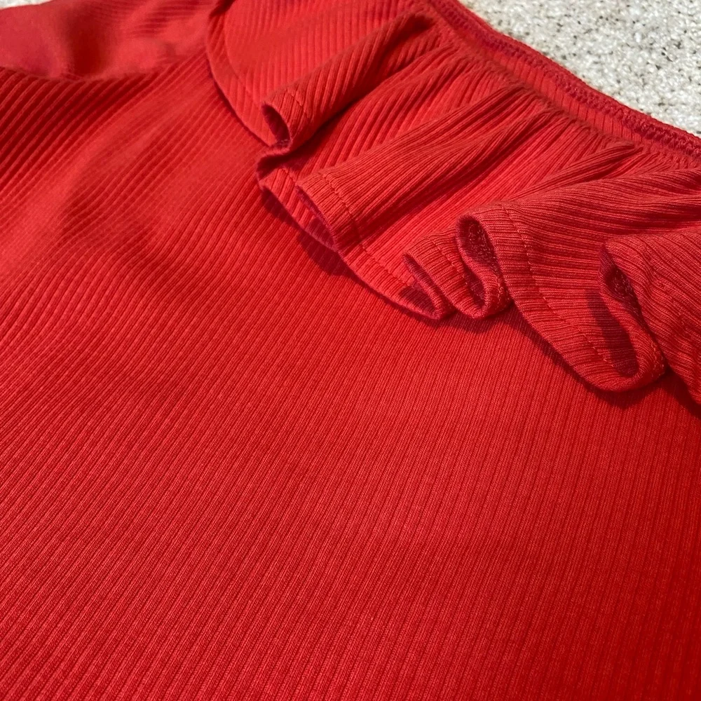 J.Crew Ribbed Ruffle One-shoulder top, NWT size 8 - Picture 3 of 5